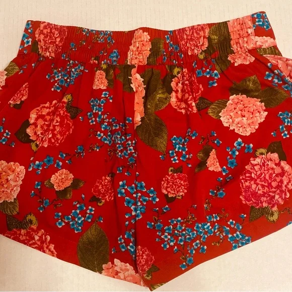 City Streets Shorts - Picture 3 of 3